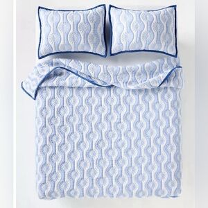 Anthropologie Nelly Icon Matelassé Quilt, King